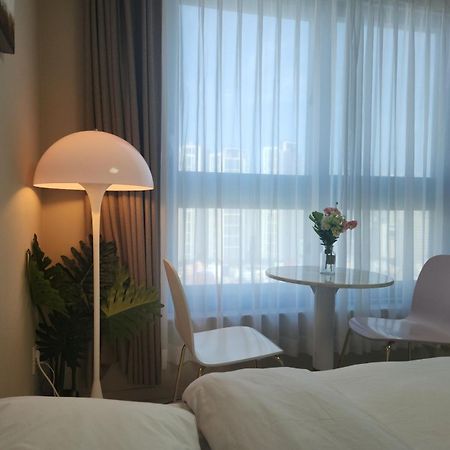 Daegu Star B&B Dsr Hotel Lily Guestroom ภายนอก รูปภาพ
