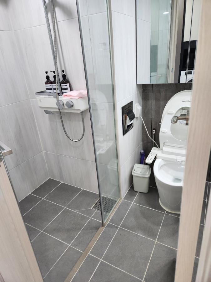 Daegu Star B&B Dsr Hotel Lily Guestroom ภายนอก รูปภาพ