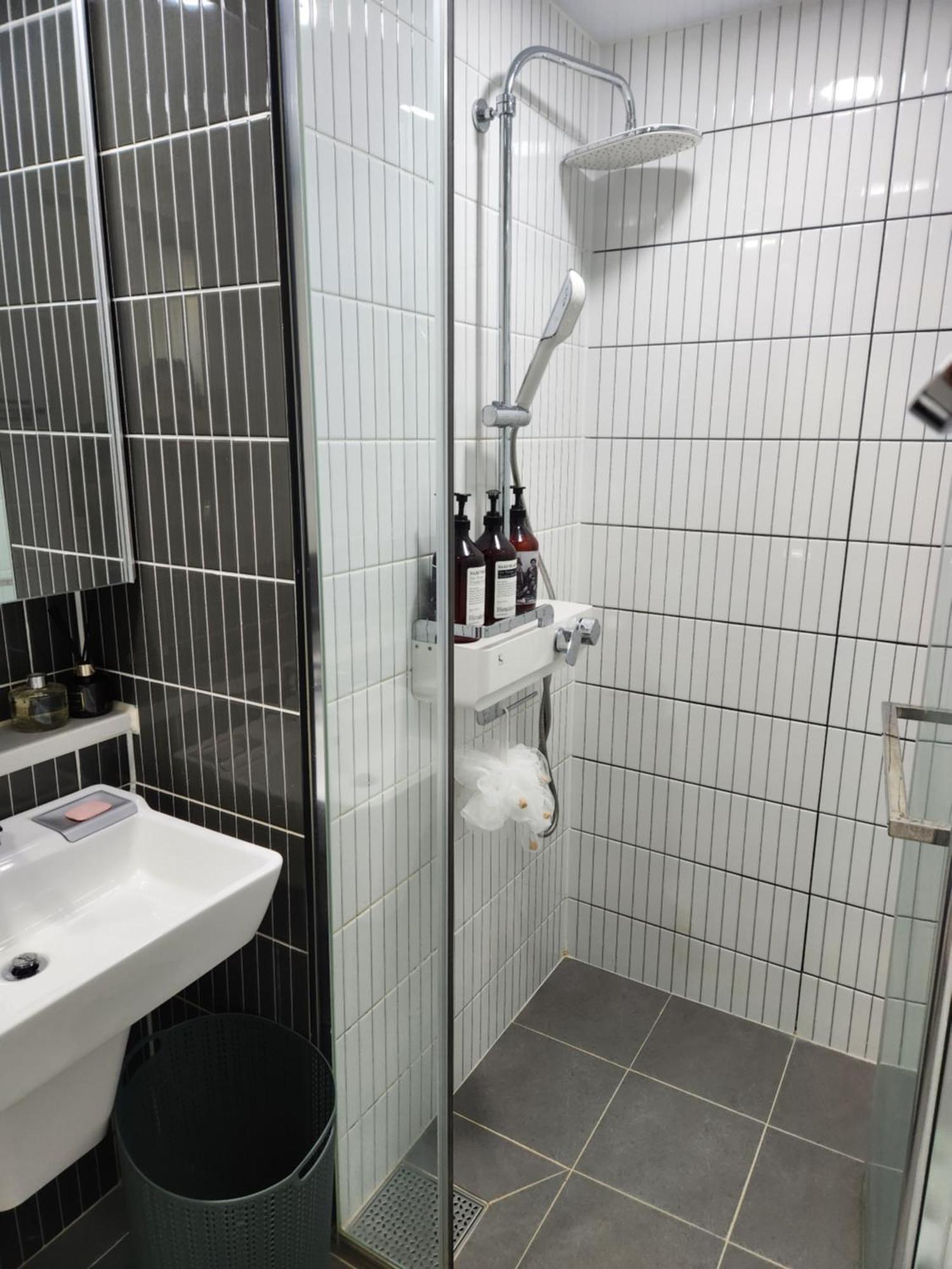 Daegu Star B&B Dsr Hotel Lily Guestroom ห้อง รูปภาพ
