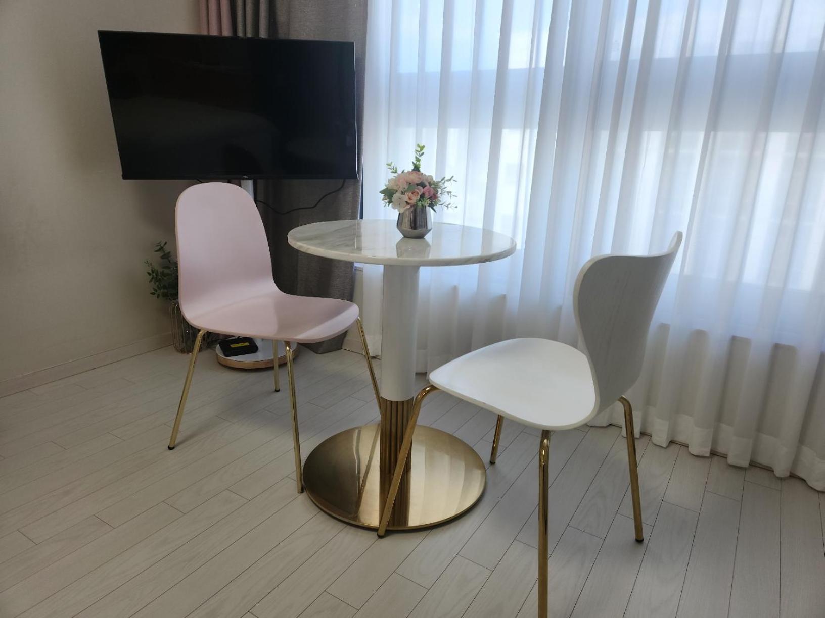 Daegu Star B&B Dsr Hotel Lily Guestroom ภายนอก รูปภาพ