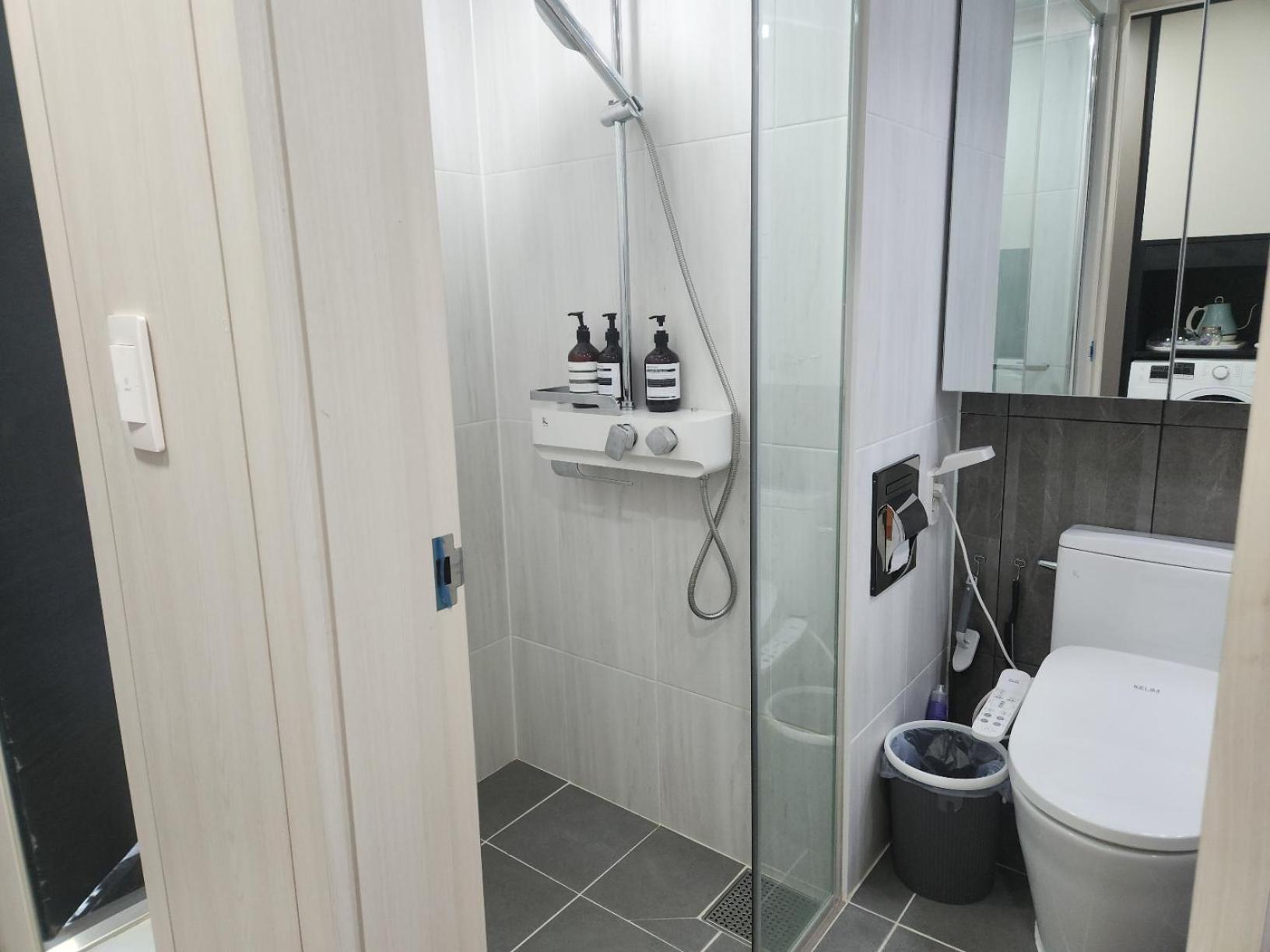 Daegu Star B&B Dsr Hotel Lily Guestroom ภายนอก รูปภาพ