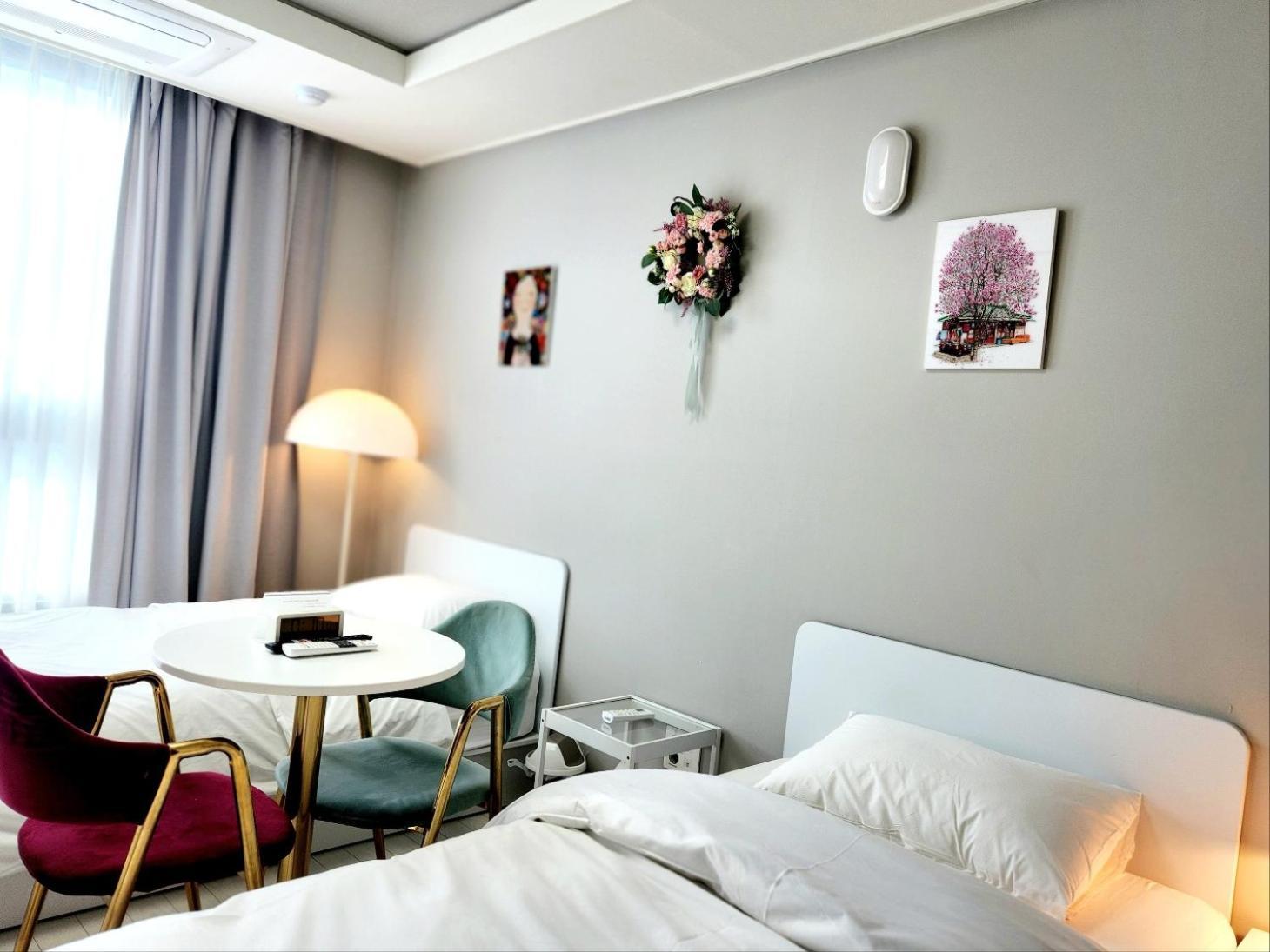 Daegu Star B&B Dsr Hotel Lily Guestroom ห้อง รูปภาพ