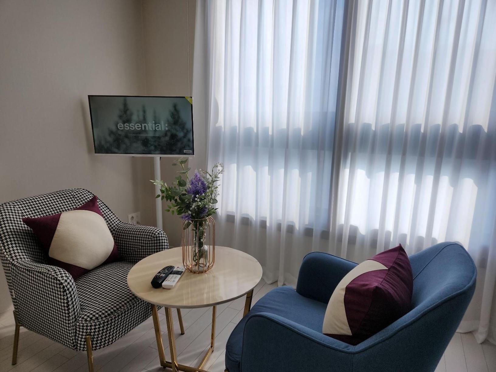 Daegu Star B&B Dsr Hotel Lily Guestroom ภายนอก รูปภาพ