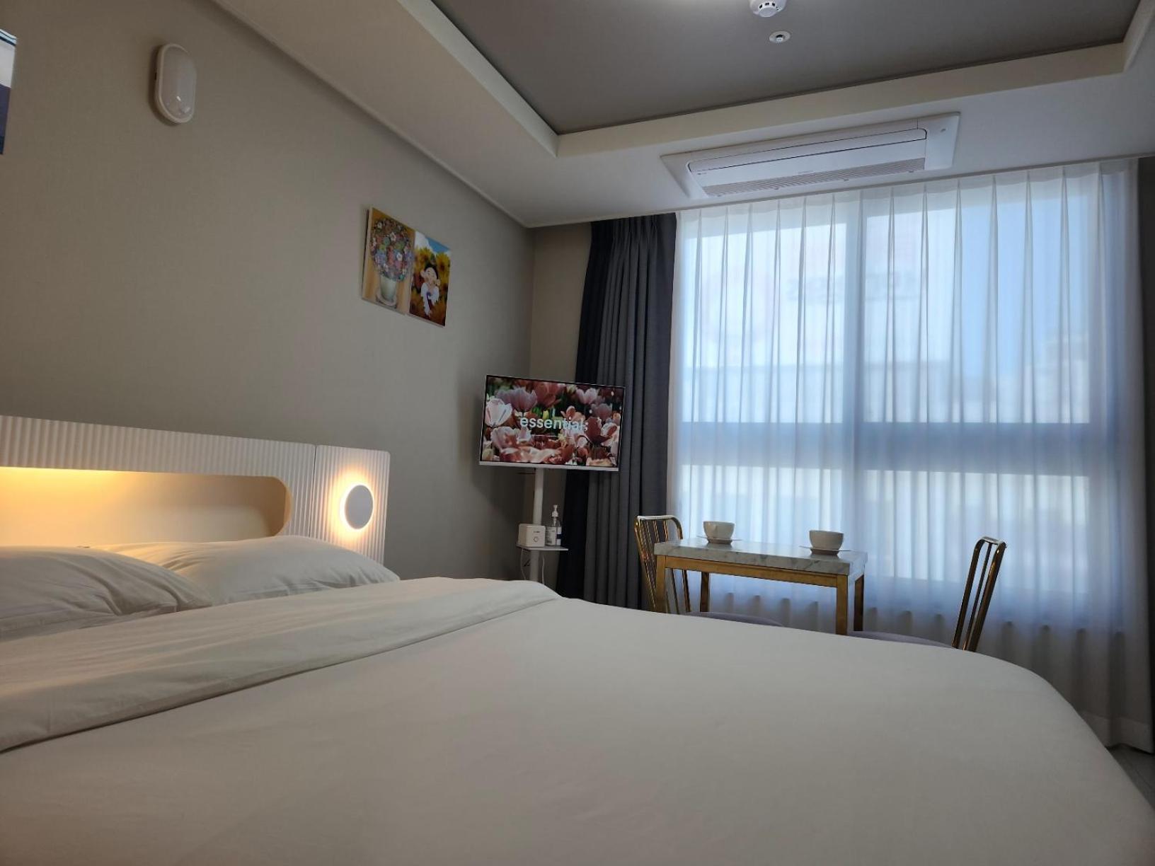 Daegu Star B&B Dsr Hotel Lily Guestroom ภายนอก รูปภาพ